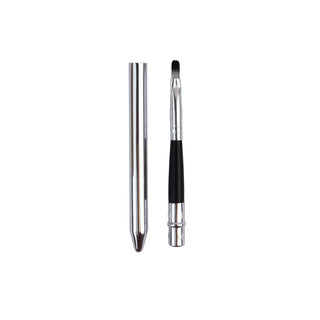 R11 Metal Lip Brush